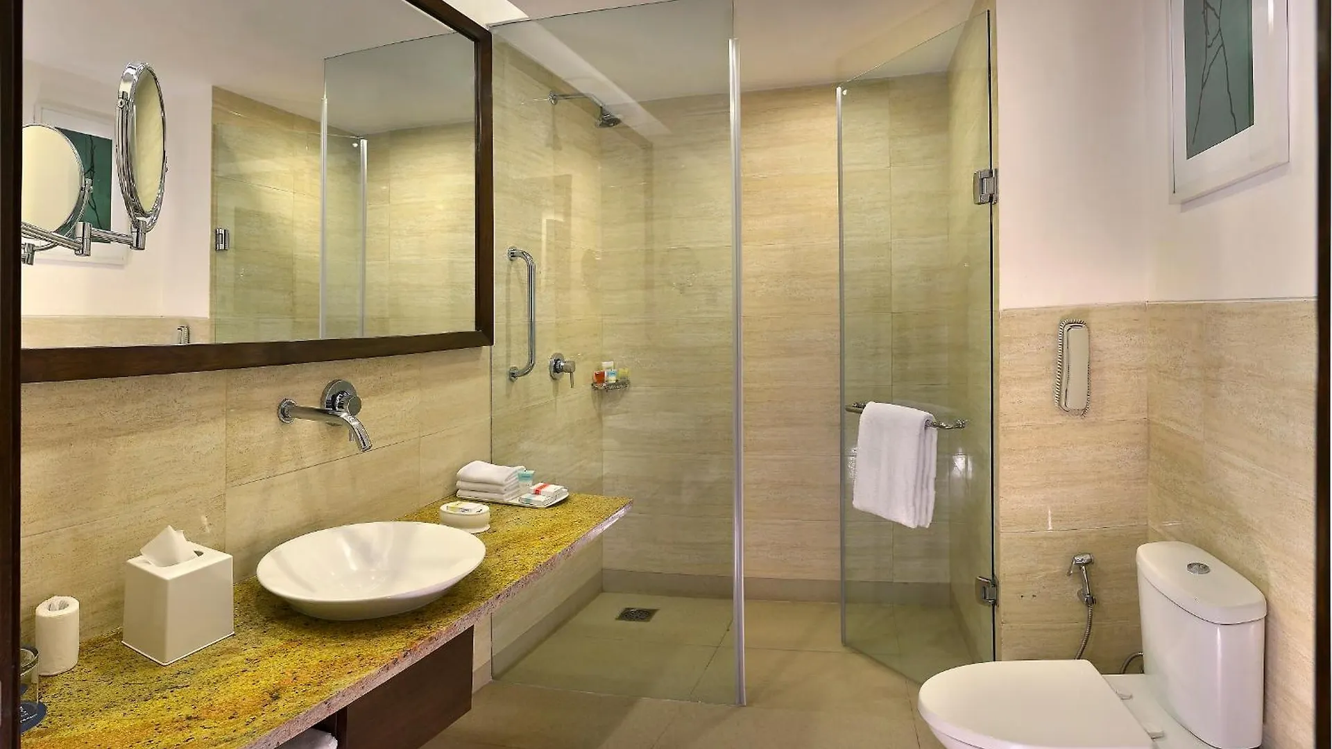 Hotel Four Points By Sheraton New Delhi, Airport Highway