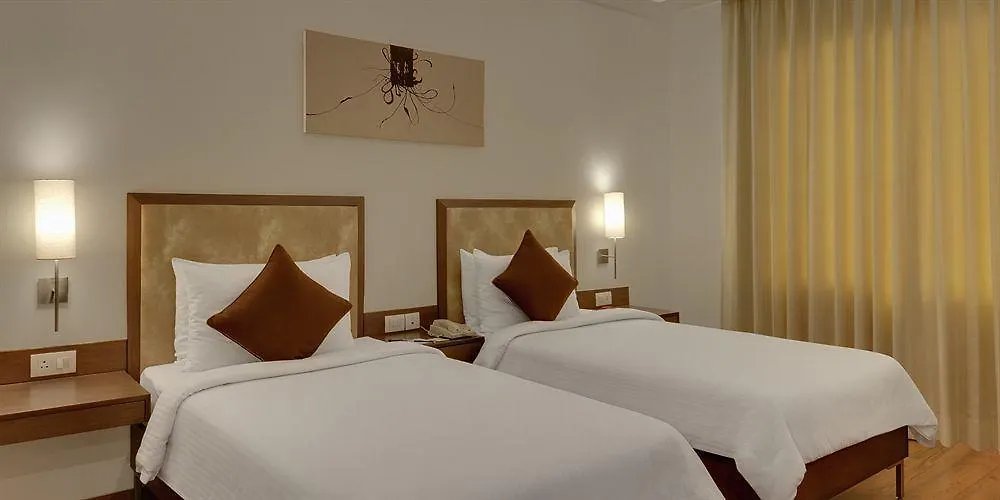 Four Points By Sheraton New Delhi, Airport Highway 3*,